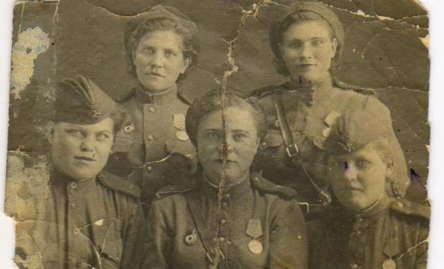 В преддверии Международного женского дня Управление ЗАГС и архива продолжает Вас знакомить с жительницами города Ельца