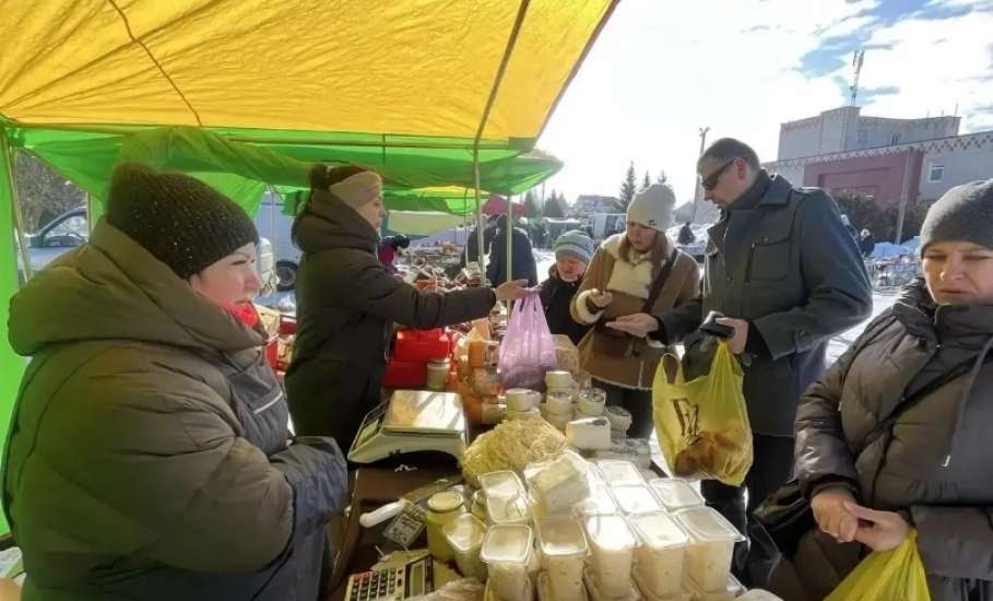 Сегодня, 7 марта, в посёлке Солидарность прошла универсальная ярмарка