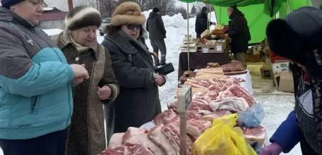 Сегодня, 7 марта, в посёлке Солидарность прошла универсальная ярмарка