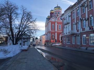 Сегодня в Ельце местами высохла дорога и тротуары