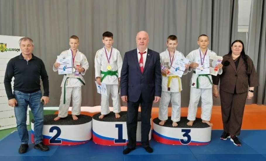 В Елецком районе прошло первенство по дзюдо