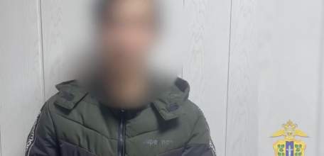 Полицейские Долгоруковского района задержали курьера телефонных аферистов из Пензы, похитившего у местного жителя 1,6 млн рублей!