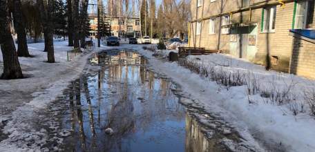 Река по улице Коммунаров, д.107, сегодня выглядит очень живописно!