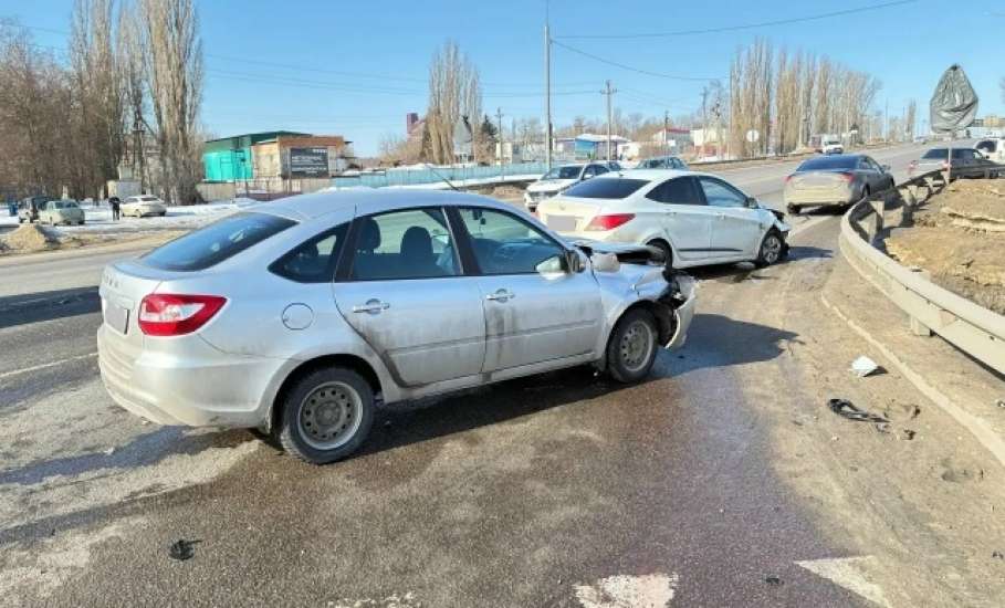 Одни ДТП в городе Ельце!