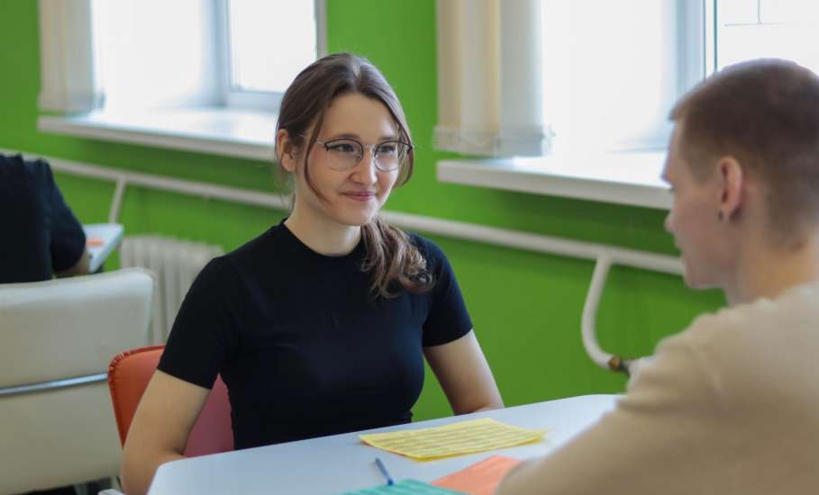 Суббота, полная знакомств и улыбок! Мега-нетворкинг для студентов ЕГУ!