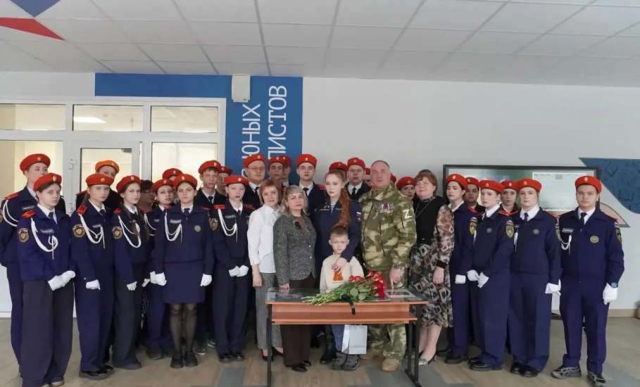 В школе №24 прошло торжественное мероприятие, посвященное Дню памяти Семочкина Никиты Игоревича