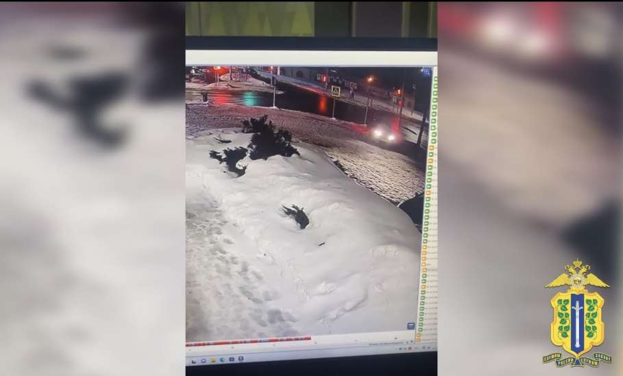 В Ельце двух водителей оштрафовали за проезд по тротуару