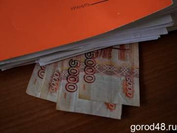 &laquo;Пятерочка&raquo; выручала администратора магазина, но недолго: девушку обвиняют в кражах и присвоении