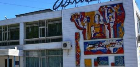 50 лет назад &ndash; в начале весны 1976 года гостеприимно распахнул свои двери новый ресторан &laquo;Аэлита&raquo;, расположенный в районе завода &laquo;Эльта&raquo;