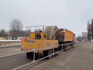 С наступлением тепла коммунальные службы города переходят в весенний режим работы. Начинаем уборку после зимнего периода