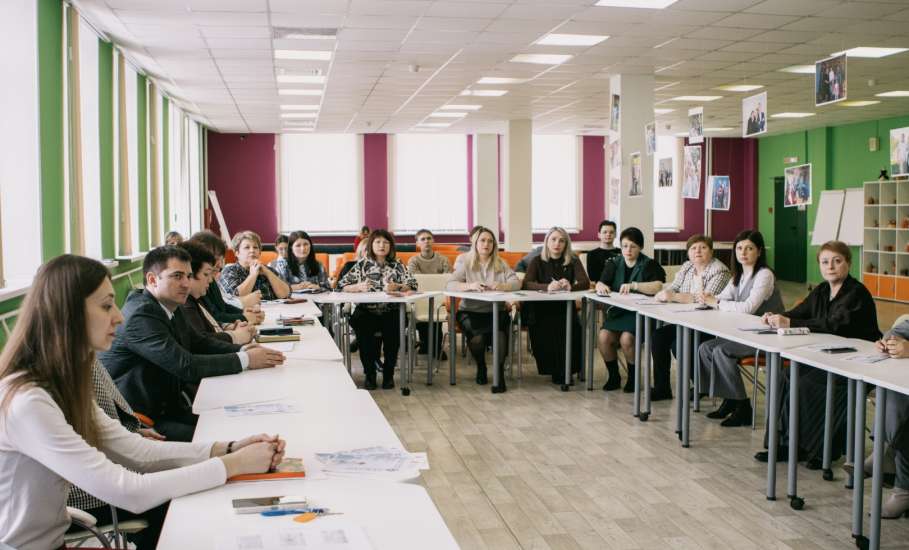 20 марта в ЕГУ состоялась деловая встреча &laquo;Нити доверия и сотрудничества&raquo;