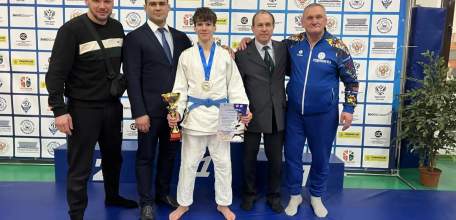ЗОЛОТО И ВЫПОЛНЕНИЕ НОРМАТИВА КМС НА МЕЖРЕГИОНАЛЬНЫХ СОРЕВНОВАНИЯХ ПО ДЗЮДО!