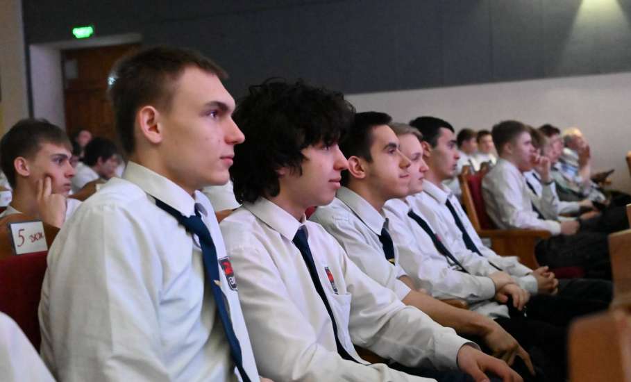 В ДК Железнодорожников прошло торжественное мероприятие, посвящённое профессиональному празднику &mdash; Дню машиниста