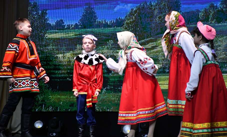 20 марта в Доме культуры села Казаки состоялся фестиваль-конкурс самодеятельных театральных коллективов &laquo;Театральные встречи в провинции 2026&raquo;