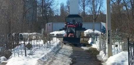 Уборка города продолжается