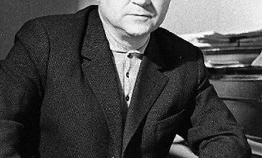 Почетный гражданин города Ельца Т.Н. Хренников помог знаменитому мультфильму выйти в прокат, подарив радость целым поколениям