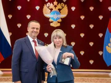 Сотрудница елецкой автоколонны № 1499 Галина Шаталова стала Почетным работником транспорта России!