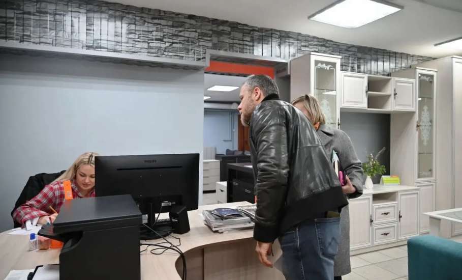 Рейд по соблюдению правил размещения наружной информации и благоустройства в Ельце!