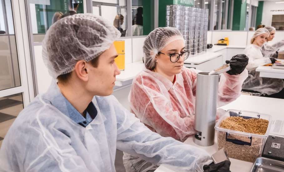 Самых добрых докторов хотят готовить в ЕГУ