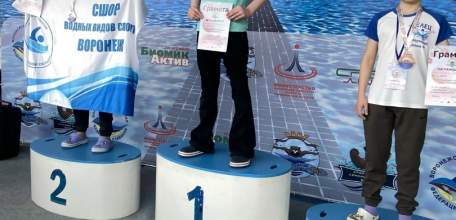 32 елецких пловца представили наш город в Воронеже на областных соревнованиях