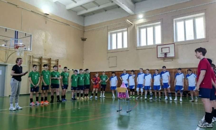 ЕЛЕЦКИЕ ВОЛЕЙБОЛИСТЫ - ПОБЕДИТЕЛИ ТУРНИРА В ЛИПЕЦКЕ!