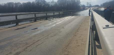 В Елецком районе подтоплен мост через реку Быстрая Сосна!