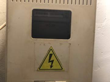 Елецкую пенсионерку обокрали под предлогом сверки показаний счётчиков