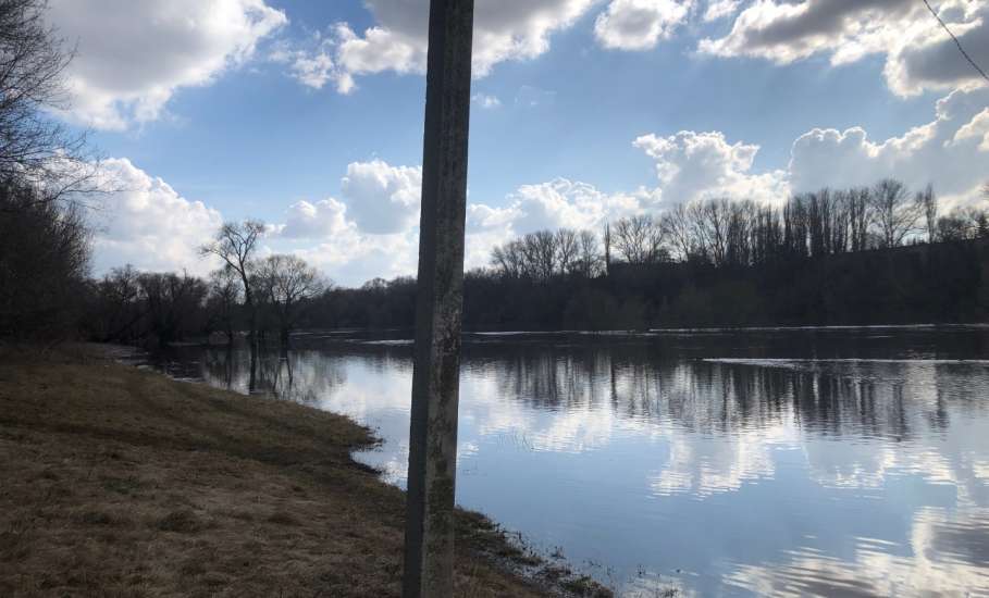 Городской пляж в Ельце полностью затоплен!