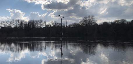 Городской пляж в Ельце полностью затоплен!