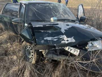В Становлянском районе в столкновении с иномаркой пострадал водитель ВАЗа