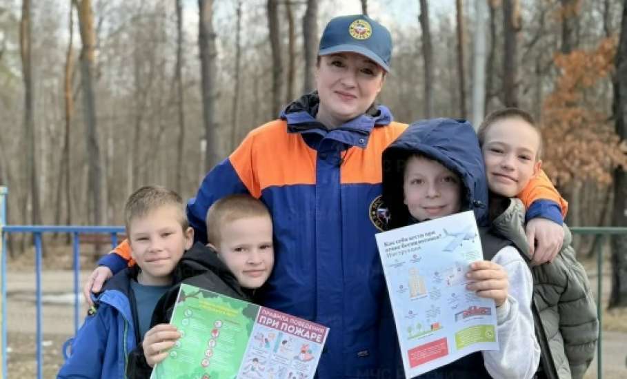 Инспекторы центра ГИМС навестили отдыхающих детского оздоровительного центра &laquo;Белая Берёзка&raquo;