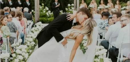 Весна - традиционно открывает свадебный сезон