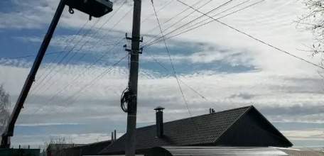 В Ельце продолжают восстанавливать уличное освещение