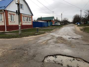 По улице Рабочей в Засосне - разбитые дороги!