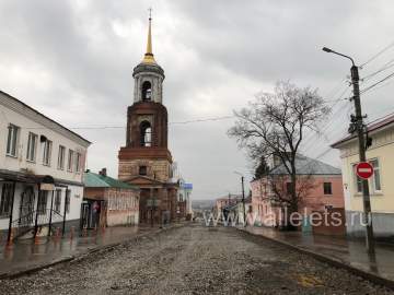 Улица Карла Маркса в Ельце. Примерно по таким дорогам в старину передвигались на лошадях!