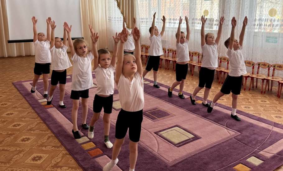 Вчера во всех школах и детских садах Ельца отмечали Всемирный день здоровья &mdash; и это было по‑настоящему энергично!