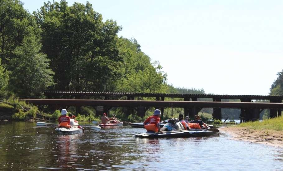 &laquo;НАМ С ТУРИЗМОМ ПО ПУТИ&raquo;: юные туристы из Ельца - победители областного конкурса видеороликов