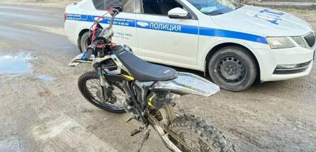 Елецкие автоинспекторы задержали подростка на мотоцикле и привлекли к ответственности его родителей