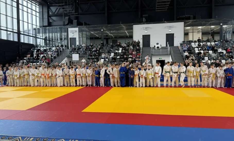 Во Дворце спорта им. А. Петрова стартовали соревнования по дзюдо!