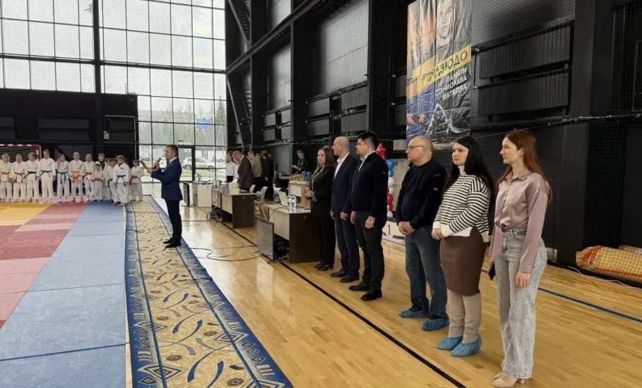 Во Дворце спорта им. А. Петрова стартовали соревнования по дзюдо!