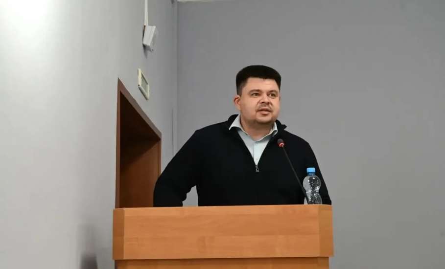 Молодёжь Ельца в открытом диалоге с администрацией города и председателем территориальной избирательной комиссии