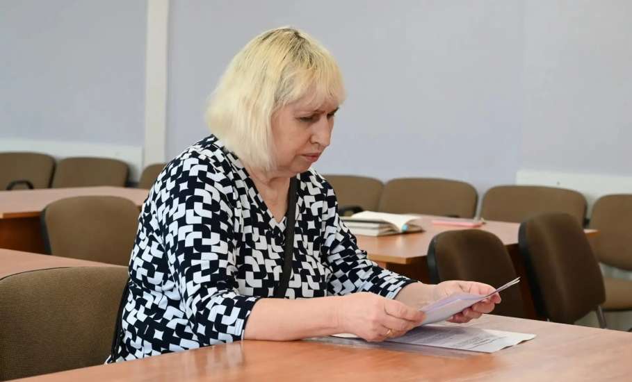 9 апреля зам. руководителя Госжилинспекции Музалевских С.В. провел прием граждан города Ельца по вопросам ЖКХ