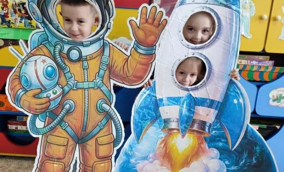 В образовательных организациях Ельца прошли мероприятия в рамках первой всероссийской Недели космоса