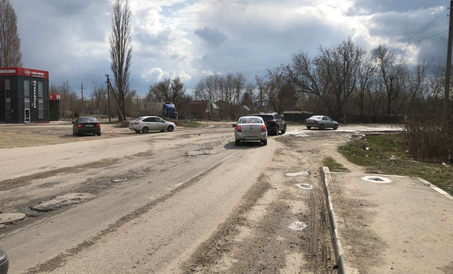 Дорога при повороте на Ключ Жизни нуждается в ремонте!