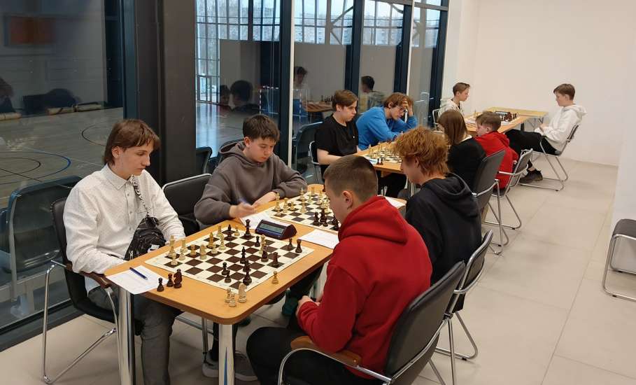 ПЕРВЕНСТВО ГОРОДА ЕЛЬЦА ПО ШАХМАТАМ