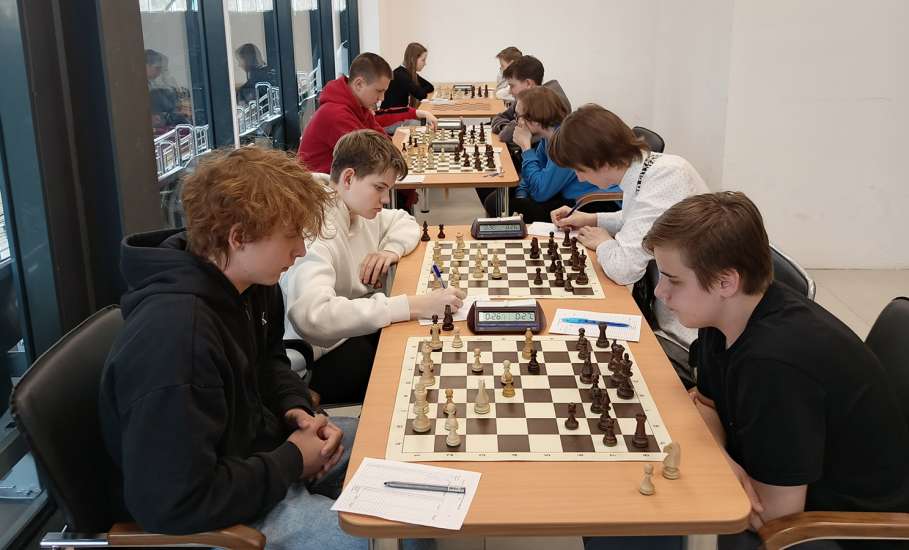 ПЕРВЕНСТВО ГОРОДА ЕЛЬЦА ПО ШАХМАТАМ