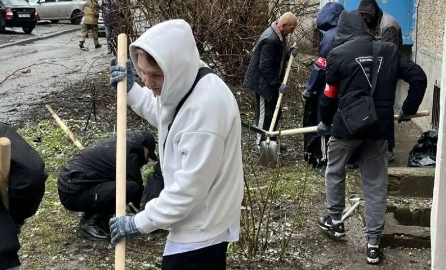 Глава Ельца Вячеслав Жабин: &laquo;Как обещал, дублирую порядок действий в случае причинения ущерба имуществу или личному транспорту при атаке БПЛА&raquo;