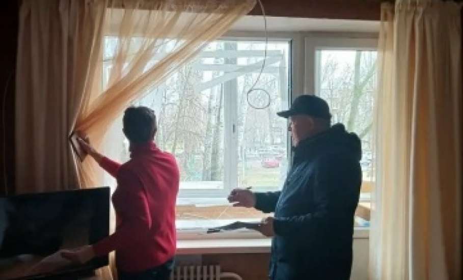 Продолжаются работы по ликвидации последствий атаки БПЛА. В первую очередь &mdash; это оказание помощи пострадавшим жителям