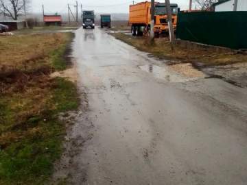 Прокуратура Становлянского района потребовала привести дорогу на улице Верхняя в с. Становое в надлежащее состояние