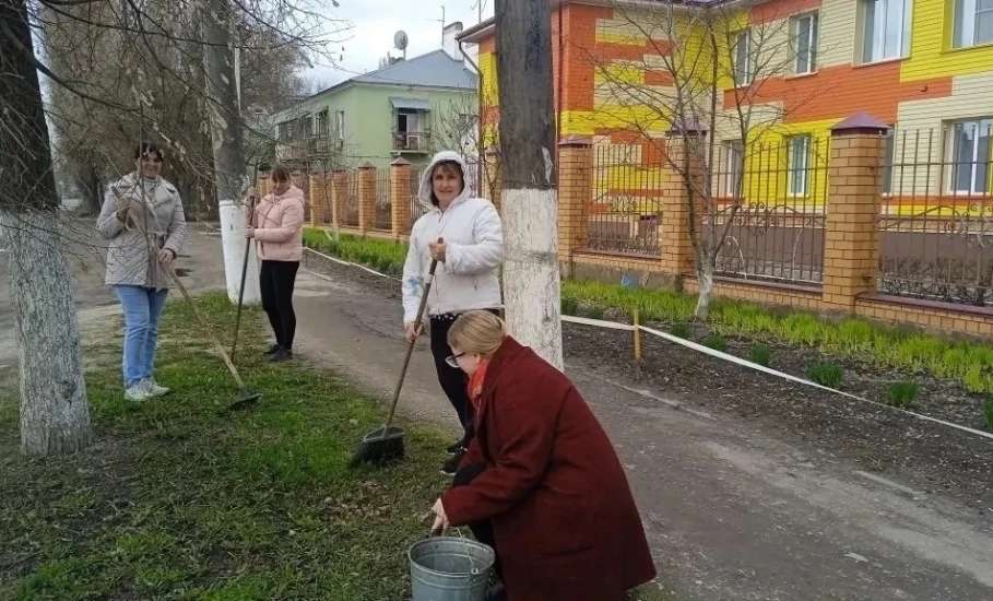 Погода налаживается &mdash; самое время привести в порядок наши территории!